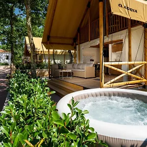 Kamp Banki Green Istrian Village - & Glamping Tents