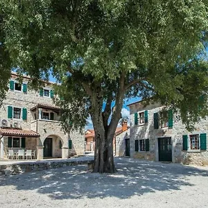  Vila Antonci-18, Pool, 3 Houses, Jacuzzi, Private Territory